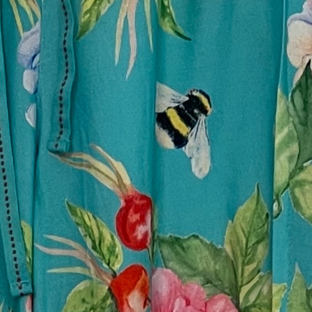 Aratta Floral pants with Blue and Pink Accents